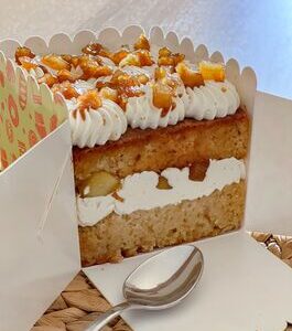 Cakebox Almendra Y Manzana Caramelizada Caja Pequeña | Repostería artesanal en Mallorca
